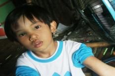 Cô giáo đánh bầm tím tay học sinh xin lỗi